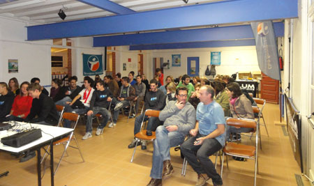 Salle de projection festival bodyboard